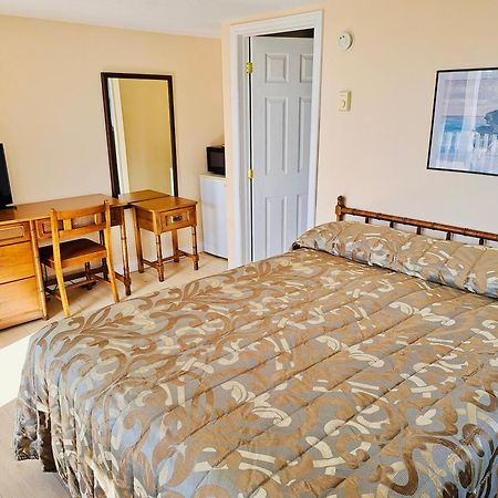 פרום Anne Shirley Motel & Cottages מראה חיצוני תמונה