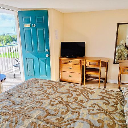 פרום Anne Shirley Motel & Cottages מראה חיצוני תמונה