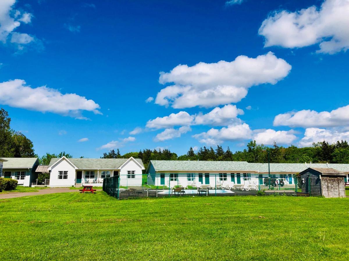 פרום Anne Shirley Motel & Cottages מראה חיצוני תמונה