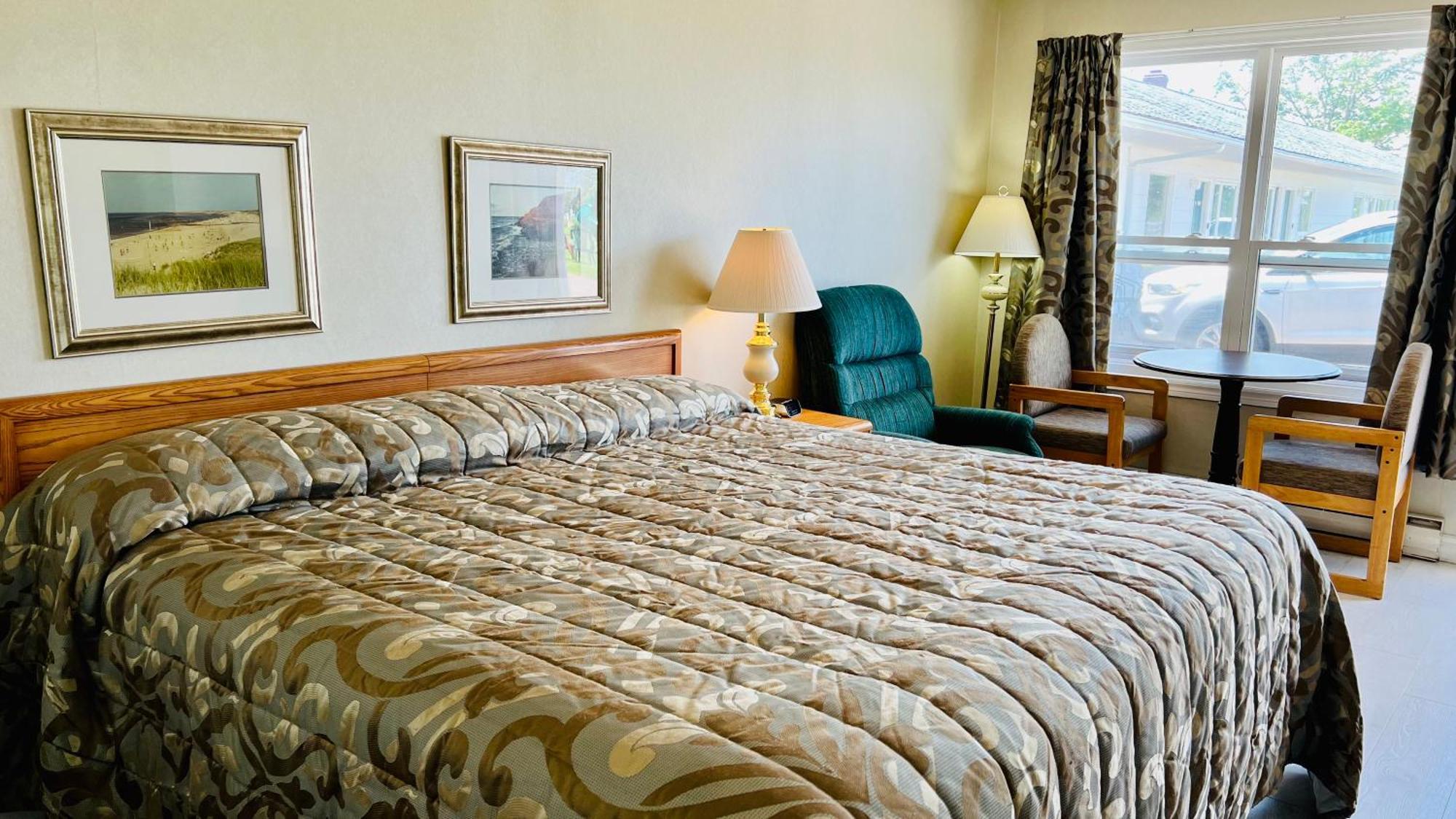 פרום Anne Shirley Motel & Cottages מראה חיצוני תמונה