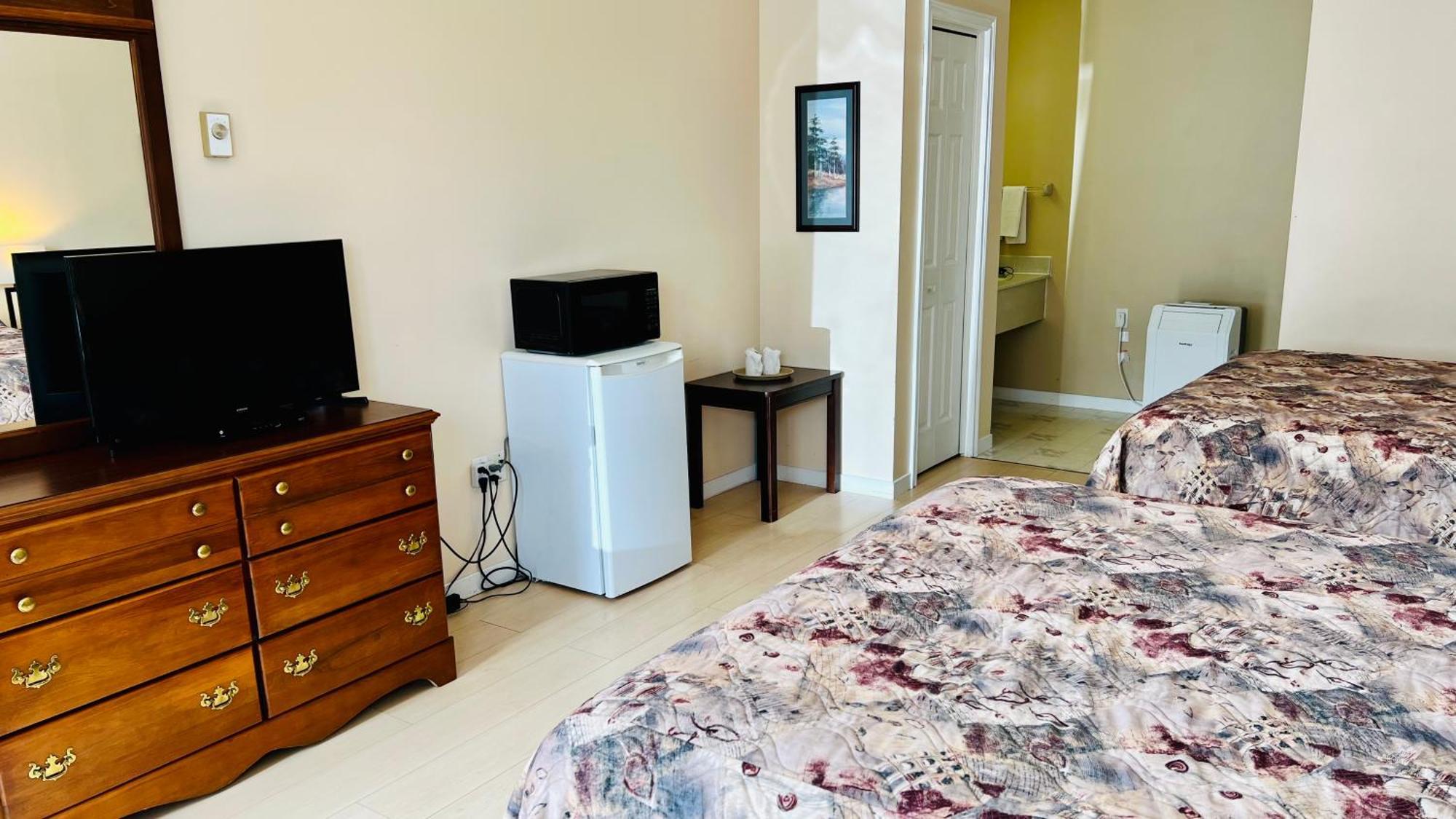 פרום Anne Shirley Motel & Cottages מראה חיצוני תמונה
