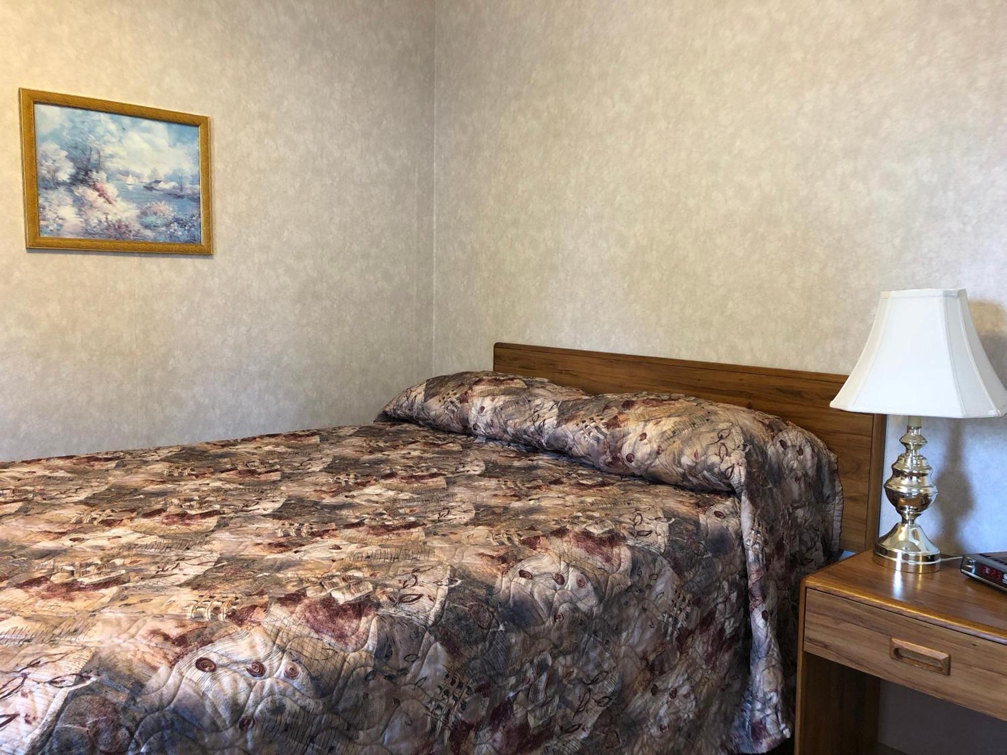 פרום Anne Shirley Motel & Cottages מראה חיצוני תמונה