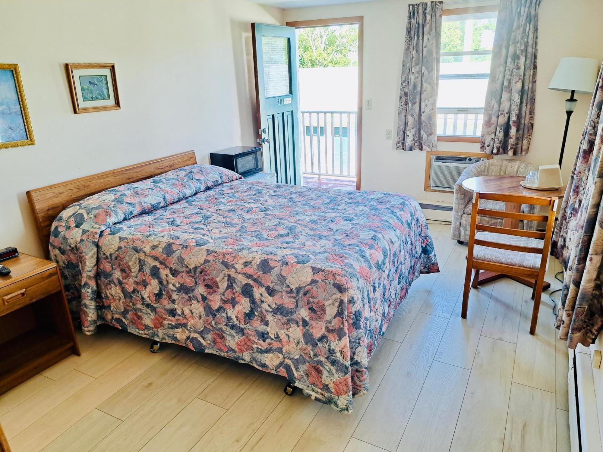 פרום Anne Shirley Motel & Cottages מראה חיצוני תמונה