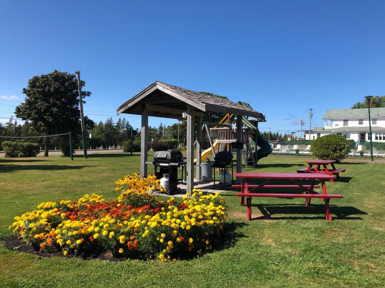 פרום Anne Shirley Motel & Cottages מראה חיצוני תמונה